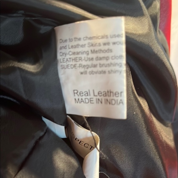 Red Leather Jacket with Fitted Silhouette - Picture 12 of 16